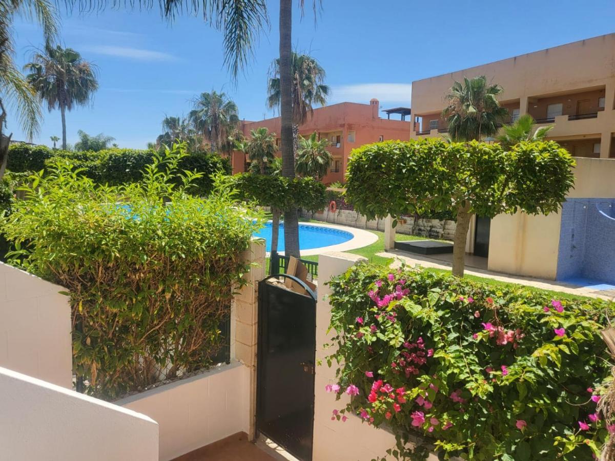 ¡Bajo Precioso Con Salida Directa A La Piscina Comunitaria En Paraiso De Vera! Ngoại thất bức ảnh