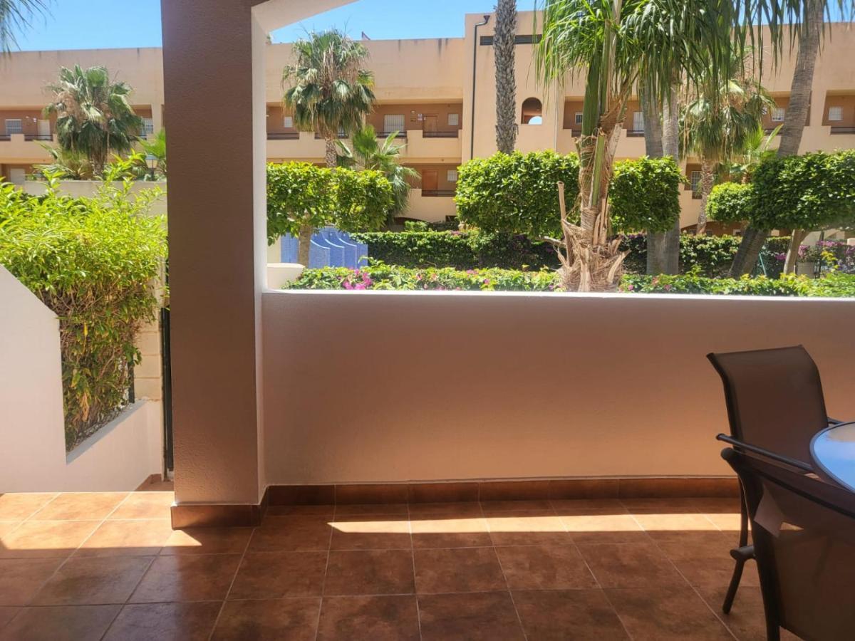 ¡Bajo Precioso Con Salida Directa A La Piscina Comunitaria En Paraiso De Vera! Ngoại thất bức ảnh