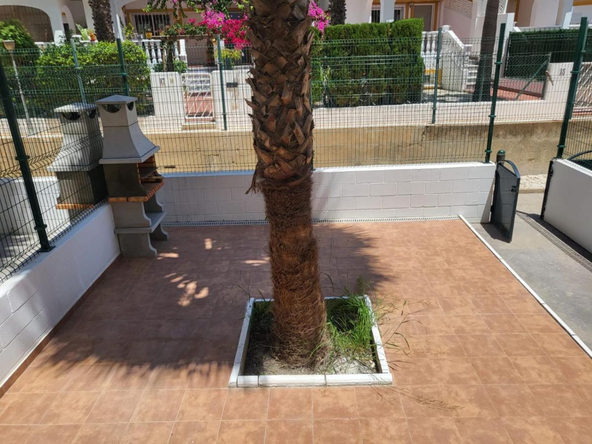 ¡Bajo Precioso Con Salida Directa A La Piscina Comunitaria En Paraiso De Vera! Ngoại thất bức ảnh